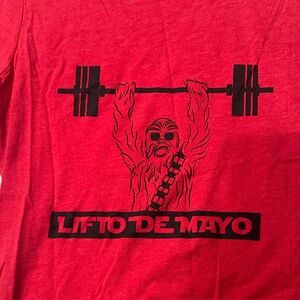 Next Level Apparel Red 'Lift to De Mayo' Women's Tee Chewbacca